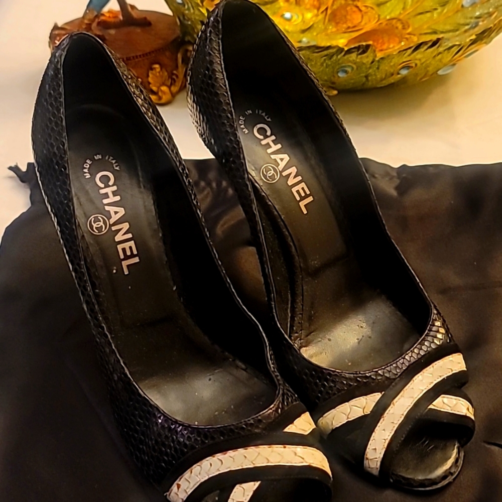 Authentic Chanel Heels. Shoes come with the Chanel box, dust bag, and ribbon.